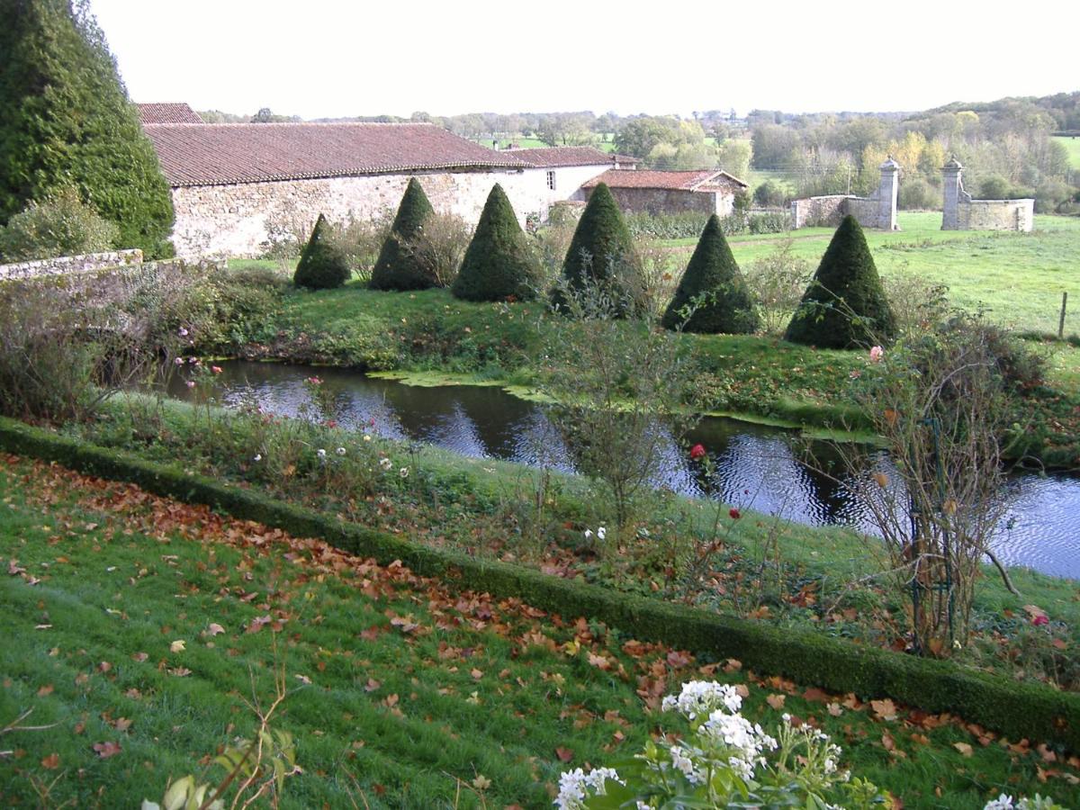 Chateau Du Fraisse Nouic Buitenkant foto