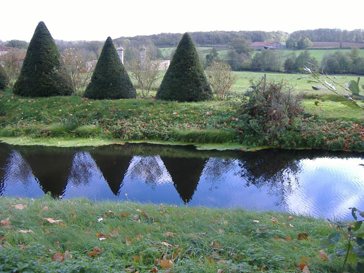 Chateau Du Fraisse Nouic Buitenkant foto